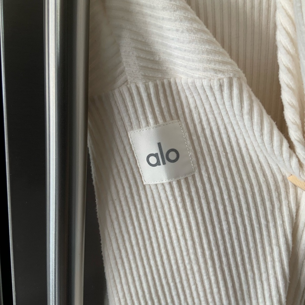 Women's Cream Hoodie Top and matching pants - Picture 7 of 9